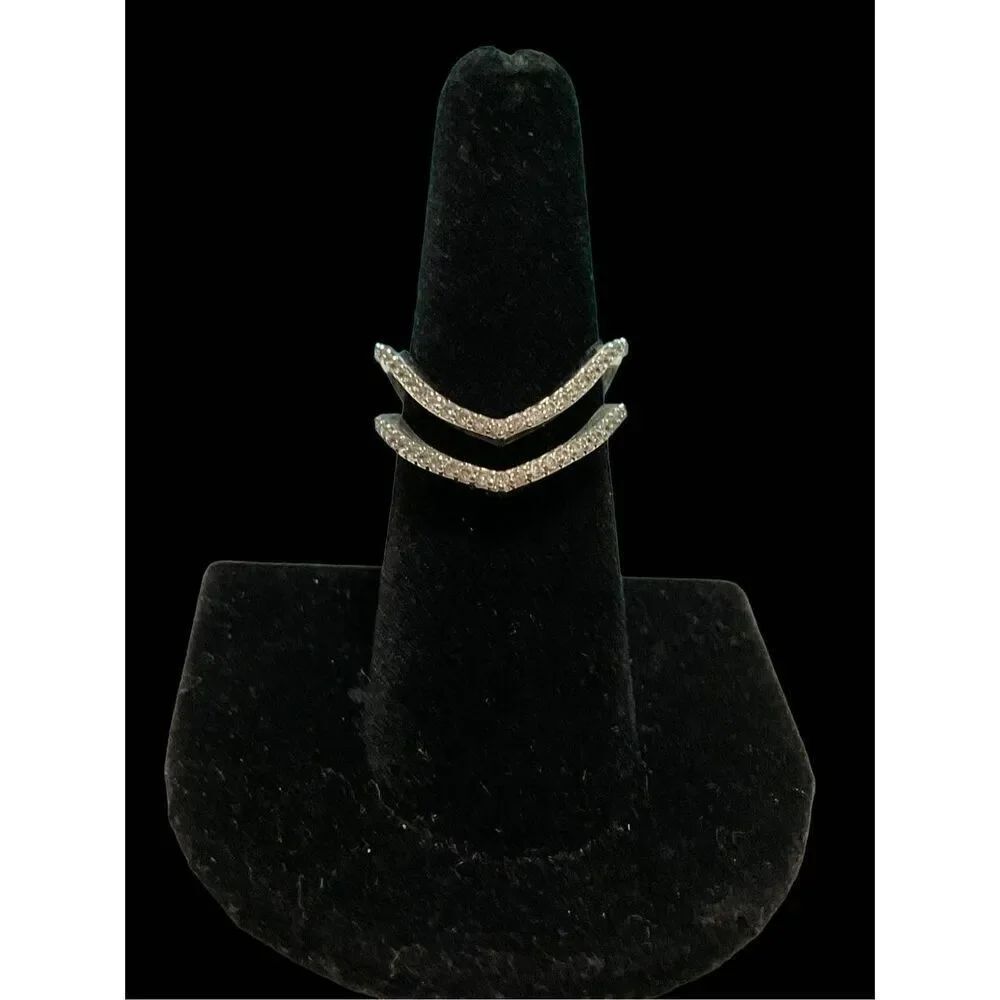Modern CZ ring - Picture 6 of 16